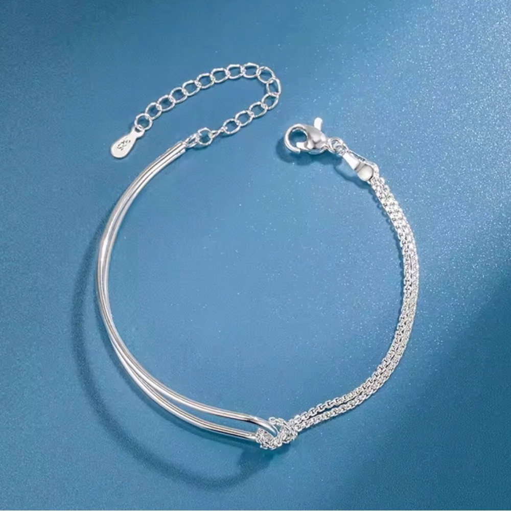 Elegant Sterling Silver Double-Chain Women’s Bracelet